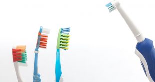manual toothbrushes vs electric toothbrushes
